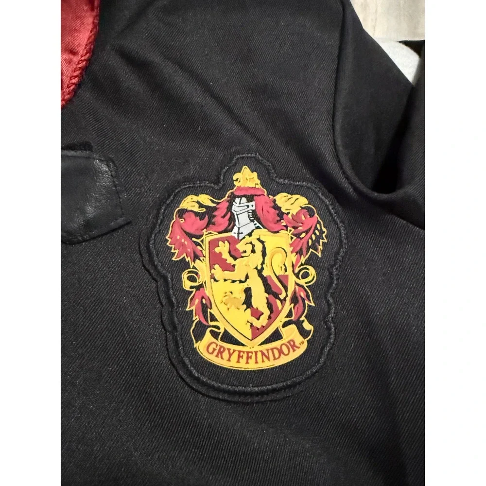 Harry Potter Kids Gryffindor Robe Black Hooded Costume Cloak Size‎ M 7-8 107849K - Picture 2 of 3